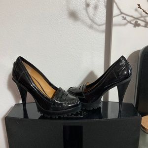 Micheal Kors Pump Black Patent Leather Size 9